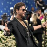 Shah Rukh Khan showing off a serious vibe